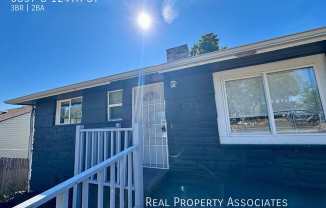 6837 S 124 ST