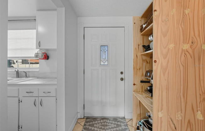 7923 WOODVINE CIR