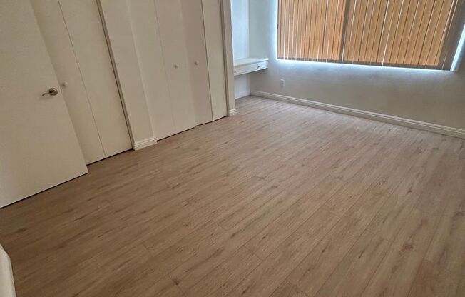 1 bed, 1 bath, $2,100, Unit 320