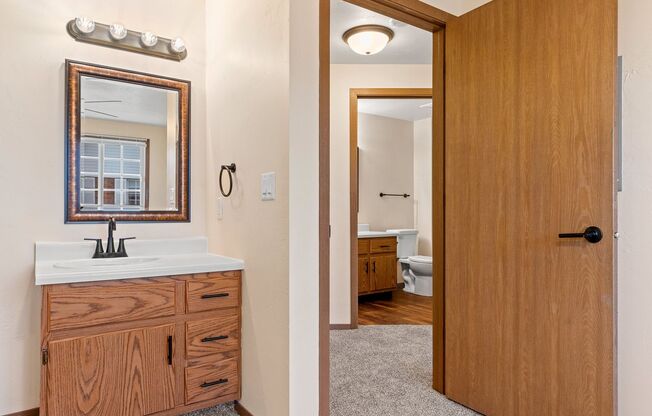 2 beds, 2 baths, 1,100 sqft, $1,299.99, Unit 1270-02