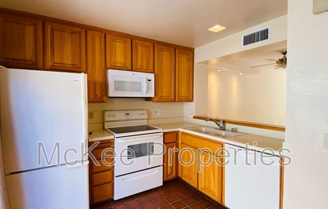 8668 VILLA LA JOLLA DR