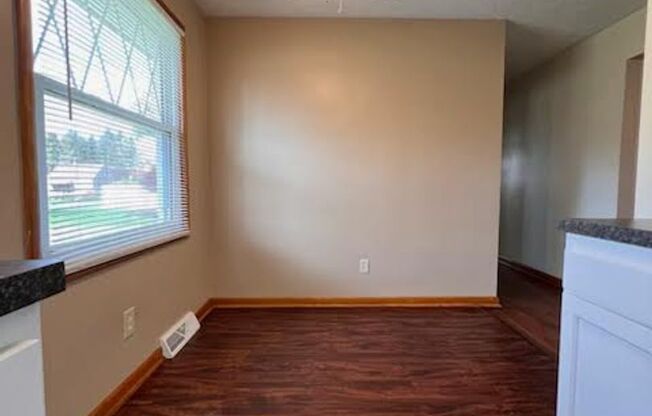 3 beds, 1 bath, $1,800