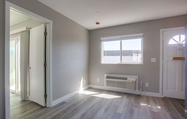 1 bed, 1 bath, 350 sqft, $2,095, Unit 29