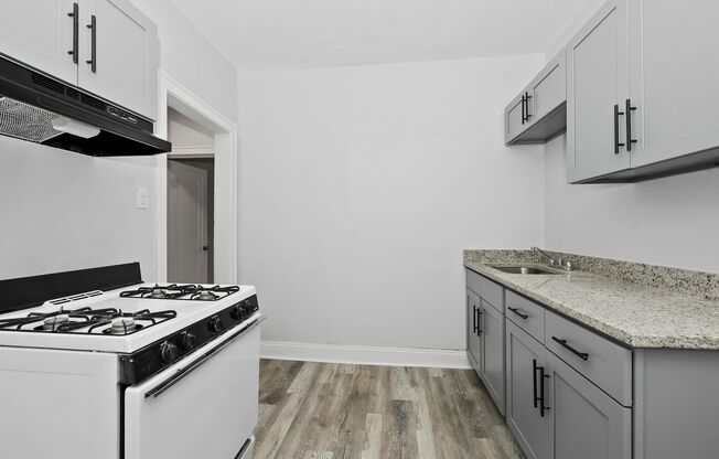 7110-7118 East End