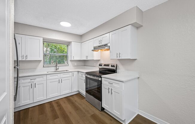 2 beds, 2 baths, 850 sqft, $1,795, Unit D205