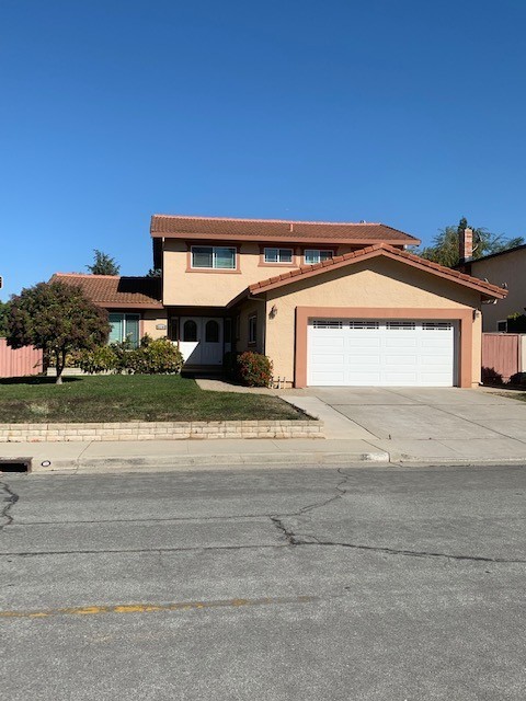 Beautiful 4-Bedroom, 2.5-Bathroom Home on a Prime Corner Lot