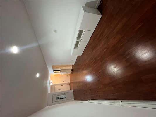 1 bed, 1 bath, 125,782 sqft, $2,150, Unit 1