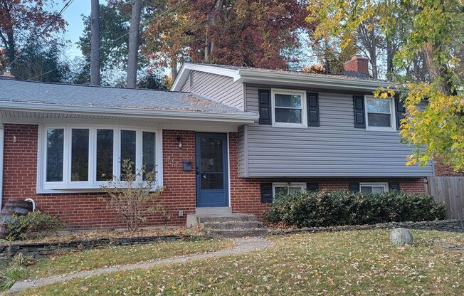 Amazing 3 BR/2.5 BA Single-Family Home in Silver Spring!