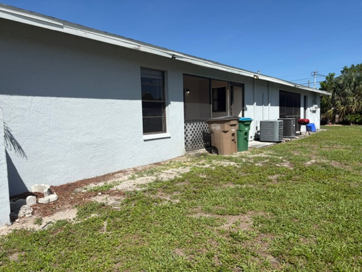 1110 SE 9 CT