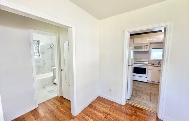 2 beds, 1 bath, $2,400