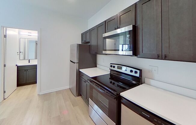 Studio, 1 bath, 400 sqft, $1,718, Unit 203