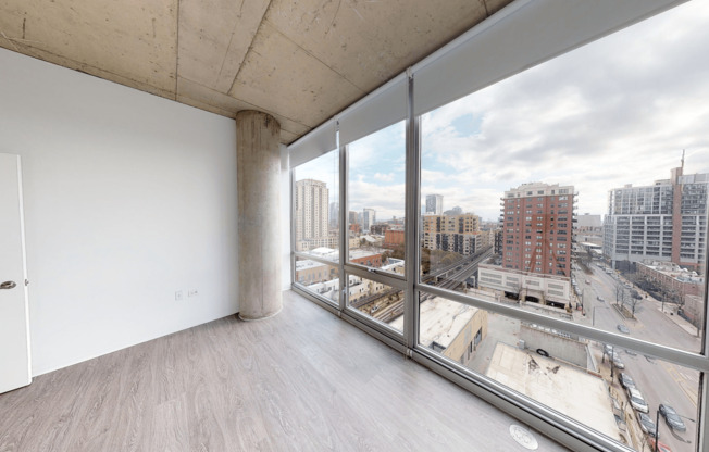 1613 S WABASH AVE