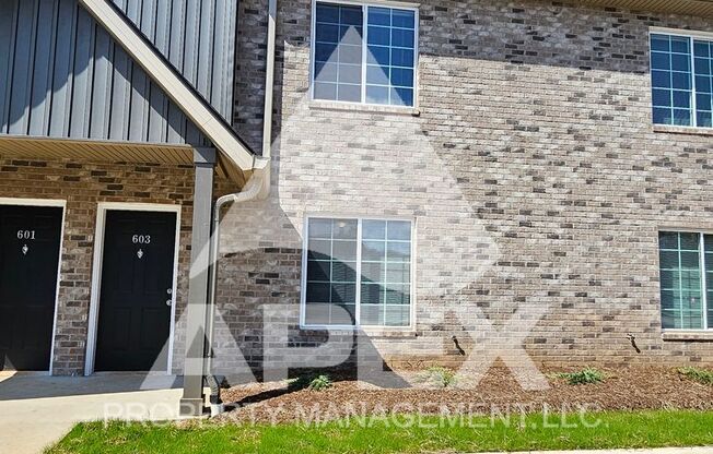 MOVE-IN SPECIAL, $1 RENT!!  AVALON TOWNHOMES – BRAND NEW 3 Bd/2.5 Ba Townhome off Topside Road with convenient access to Maryville or Knoxville!