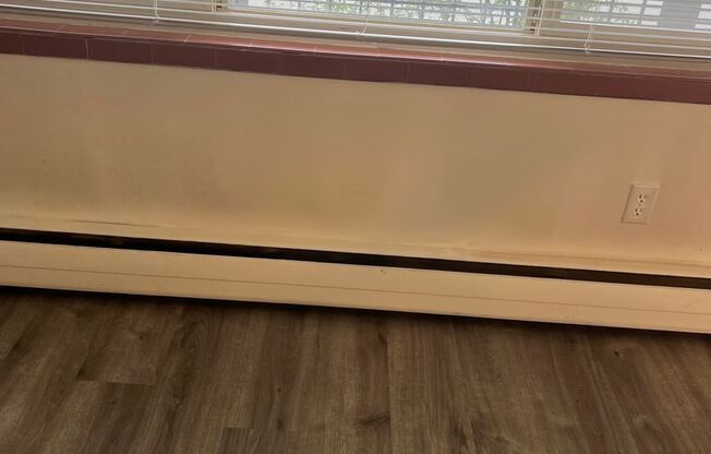 1 bed, 1 bath, 675 sqft, $1,650, Unit 103