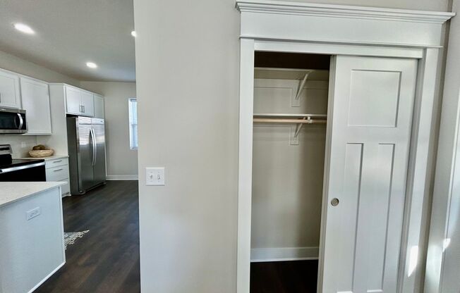 2 beds, 2 baths, 1,573 sqft, $2,395, Unit 6105 S 206th Court Unit 101 B1573 2 Bd Ranch Duplex w/Garage and Covered Porch D4