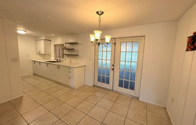 Spacious 2-Bed/2-Bath + Bonus Room Home for Rent in Bradenton, FL!