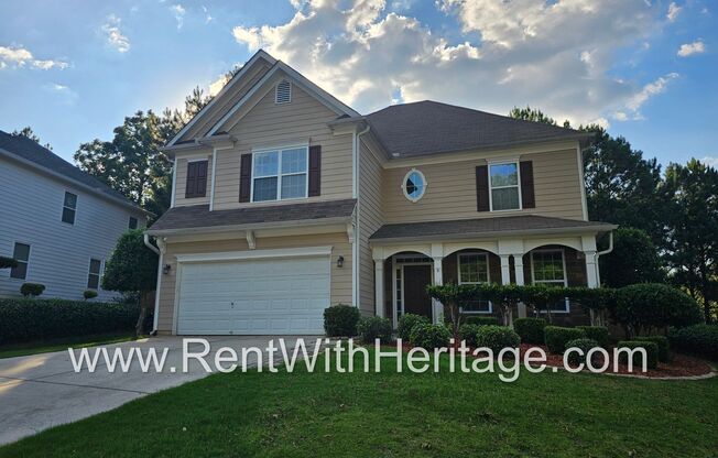 4 beds, 2.5 baths, $2,500