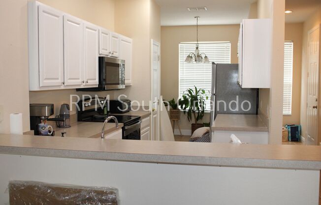 2 story Townhouse, 3 bedroom, 2.5 bath in Saint Cloud FL.