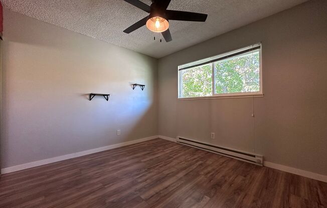 2 beds, 1 bath, $1,495