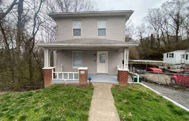 1424 Manss Ave | 3 BR 1 BA