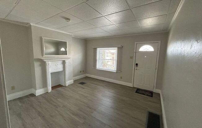 Newly Renovated 2 Bedroom 1.5 Bath in Dormont!