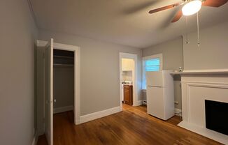 Studio, 1 bath, 150 sqft, $825, Unit 67-G