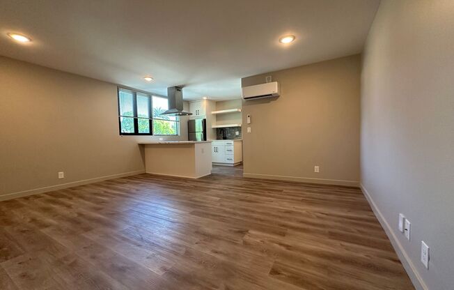 Studio, 1 bath, 425 sqft, $1,650, Unit 201