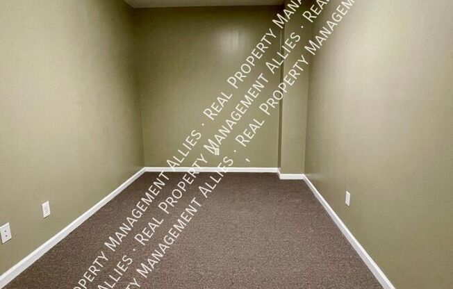 8323 OFFICE PARK DR