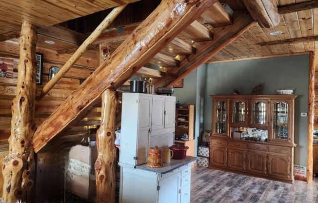 61468 Blackhawk Trail Lane, La Grande, Oregon 97850