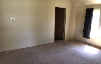 2 beds, 1 bath, $1,750