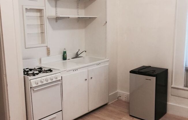 - Charming studios walking distance to CSUC, ideal for a student