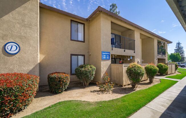 3 beds, 2 baths, $1,750, Unit 243