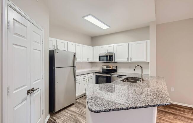 53 Paloma Heights 203 Colorado Springs CO - Web Quality - 010 - 11 Kitchen.jpg