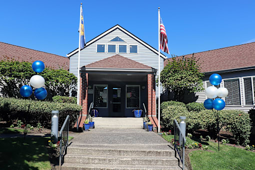 Entrance View at Townfair Apartments, Gresham, 97030