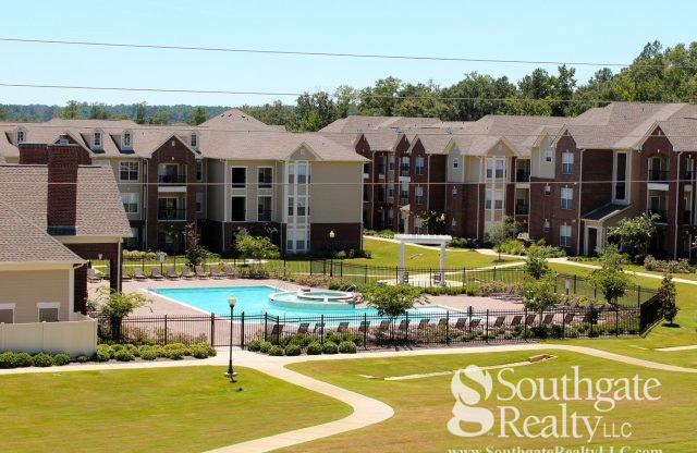 The Lakes At Turtle Creek Apartment Homes
