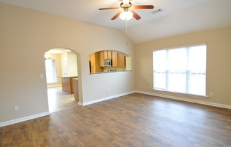 3 beds, 2 baths, $1,350