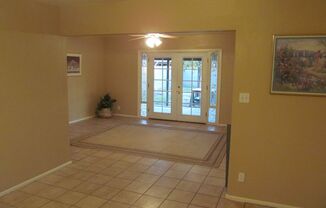 5 beds, 3 baths, $2,295