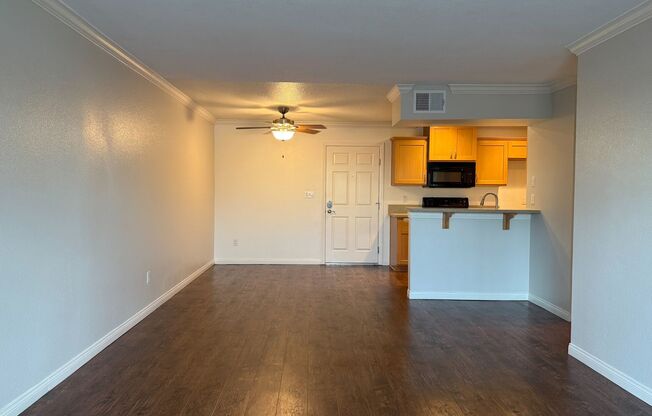 1 bed, 1 bath, 736 sqft, $2,235, Unit C007
