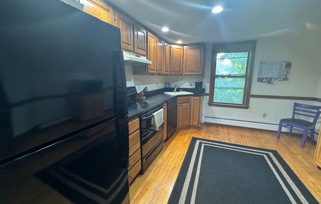 Spacious Farmhouse-Style 2-Bedroom Apartment in Haverhill, MA!