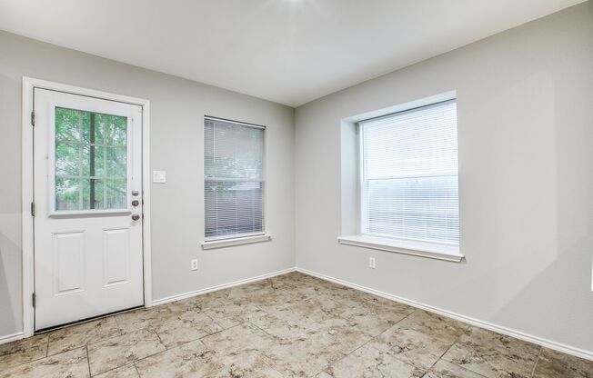 Remodeled single story 4 bedroom - Beautiful - Great Community