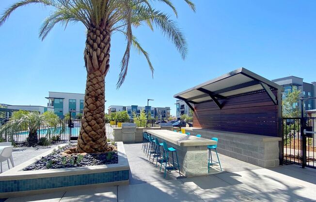 2 beds, 2 baths, 1,012 sqft, $1,810, Unit 122