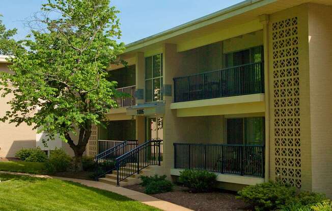 Exterior at Spa Cove Apartments, Annapolis, MD, 21403