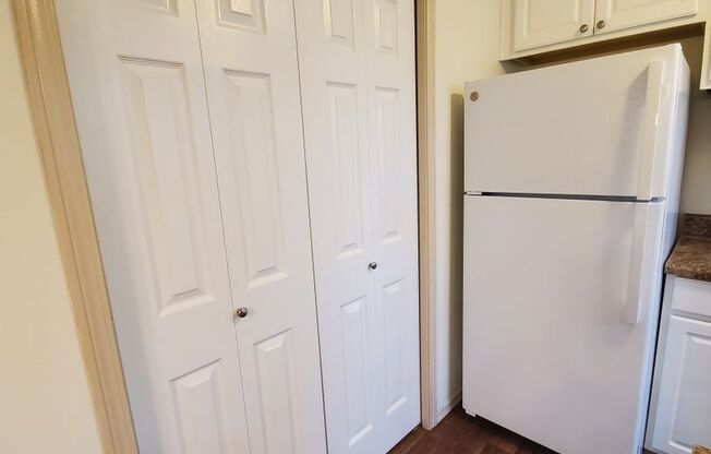 2 beds, 2 baths, 1,030 sqft, $1,735, Unit 811