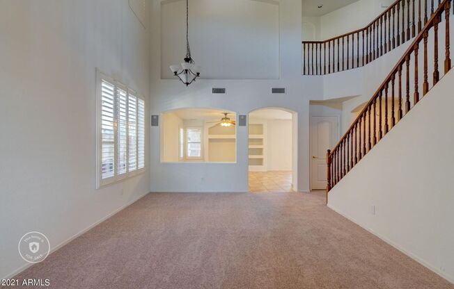 Gorgeous 4 Bed 3 Bath 3 Car home in Peoria with community Pool