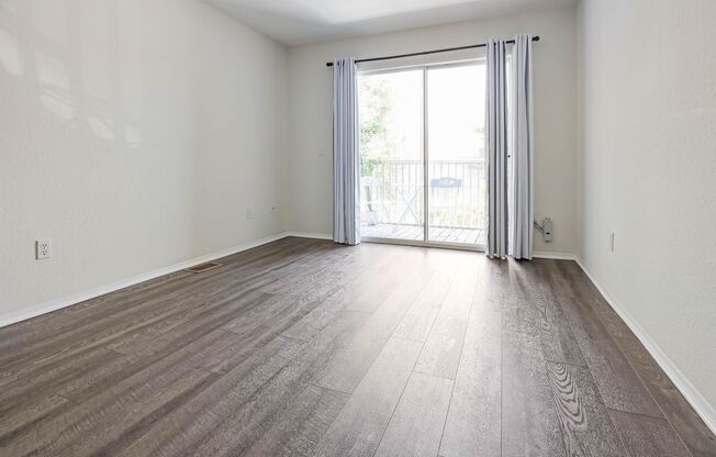 2 beds, 2.5 baths, $1,850, Unit Unit 424