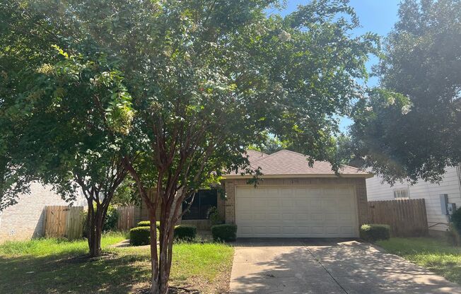 Well Maintained, Lovely South East Austin Home, Move In Ready