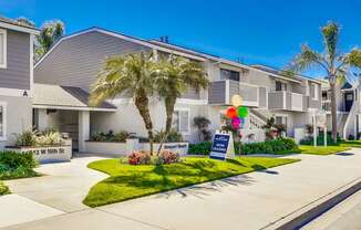 Newport Seacrest Apartments Exterior Building View