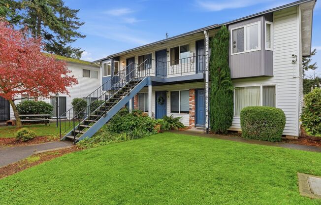 1 bed, 1 bath, 420 sqft, $1,175, Unit 14