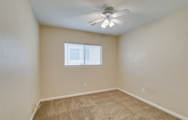 4 beds, 2.5 baths, $1,900