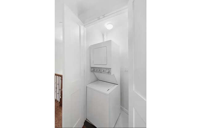 2 beds, 3.5 baths, 1,400 sqft, $3,395, Unit 2C